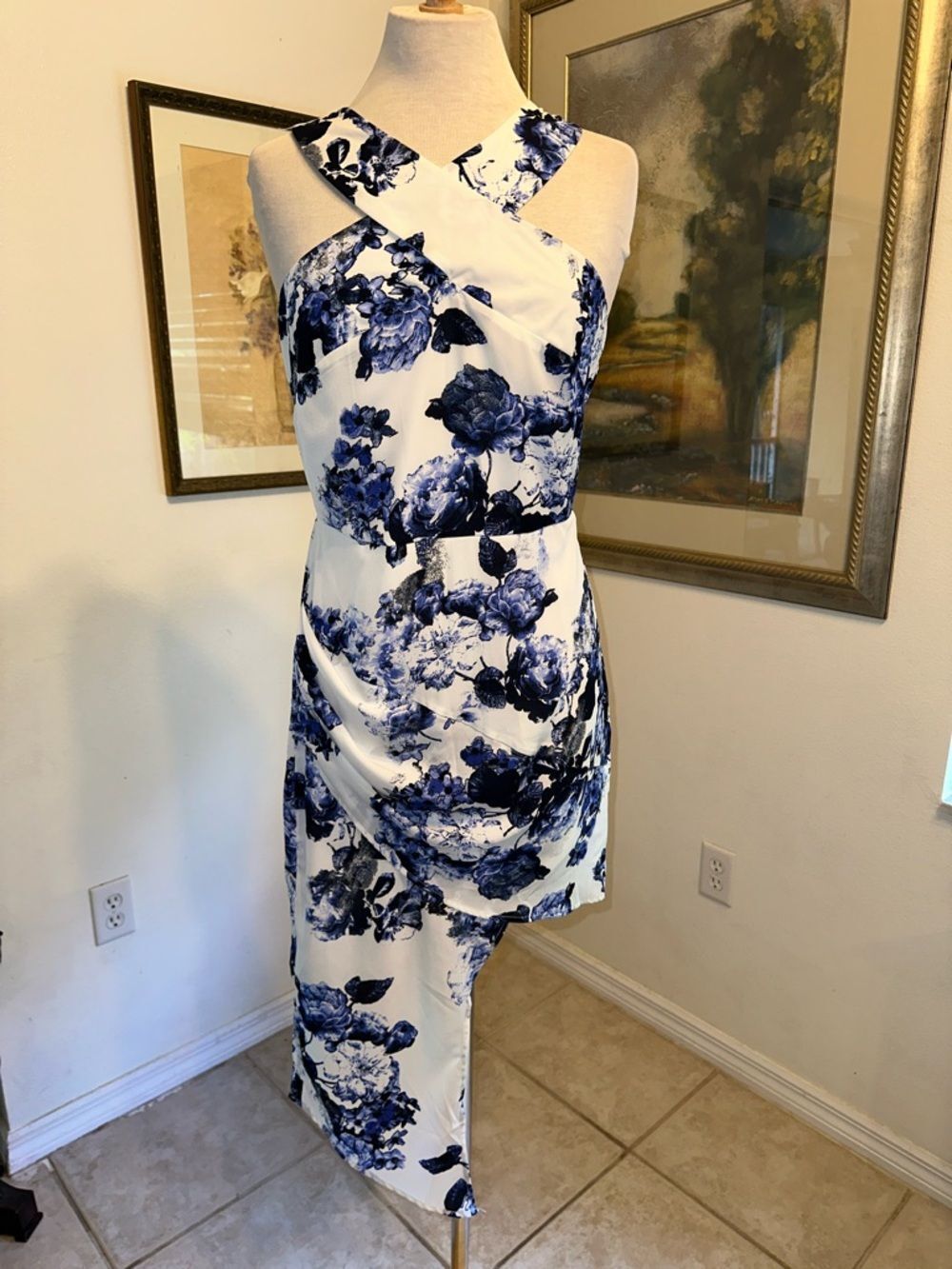 VENUS Blue & White Floral Halter Dress w/ Asymmetrical Hem Size 6